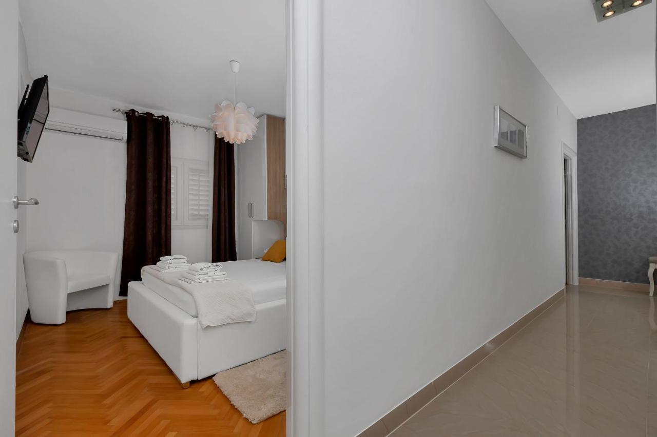 Apartment Sabina Makarska Exterior foto